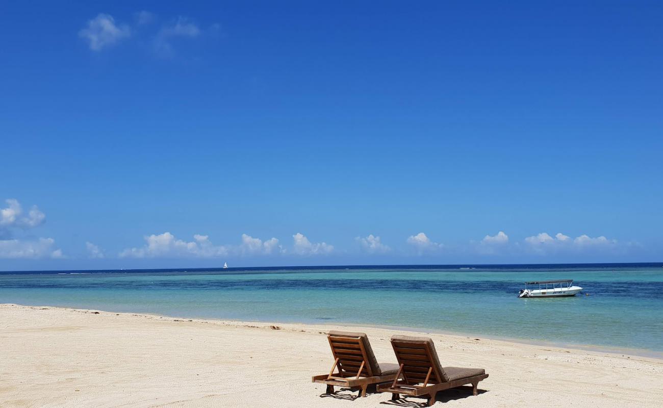 Photo de Wolmar Beach avec sable lumineux de surface