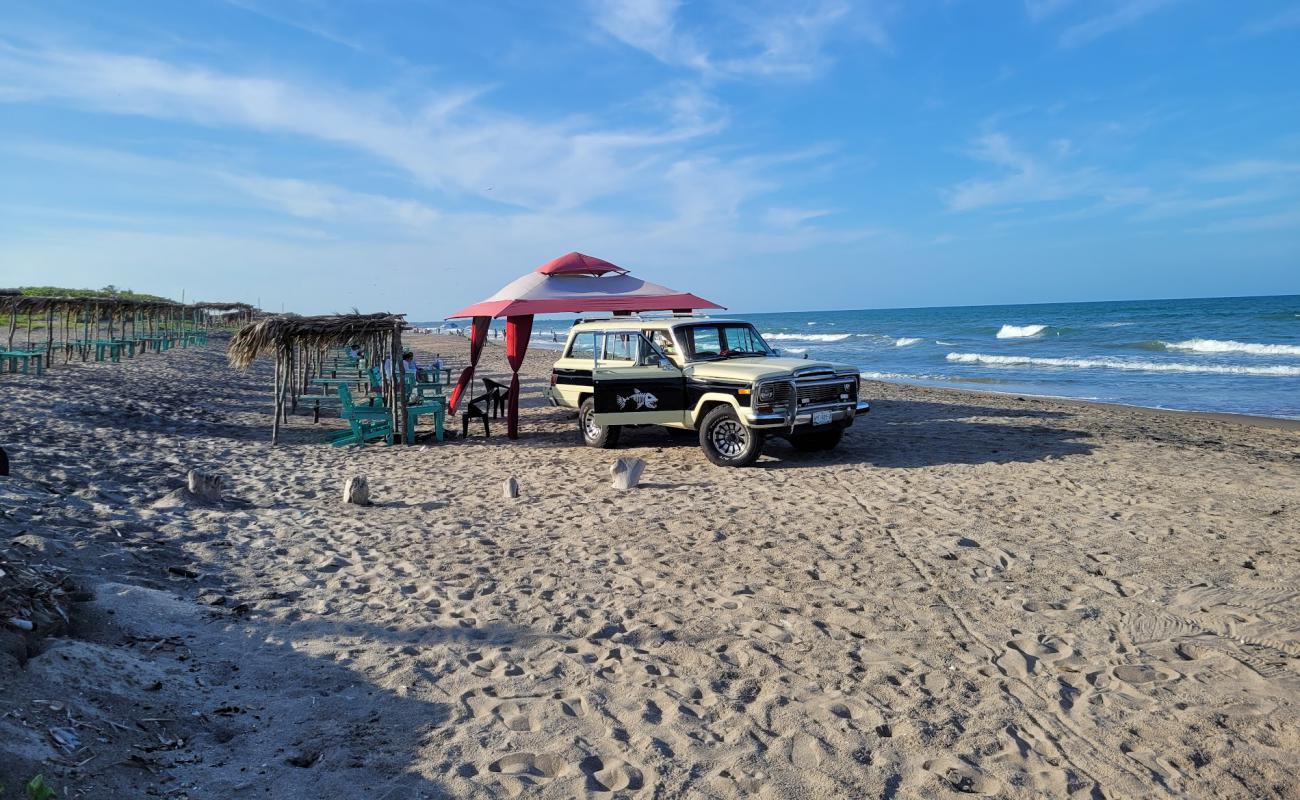 Photo de Playa Hermosa II avec sable lumineux de surface