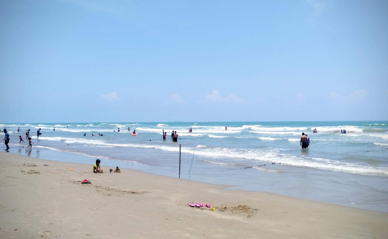 Photo de Playa Tuxpan avec sable beige fin de surface
