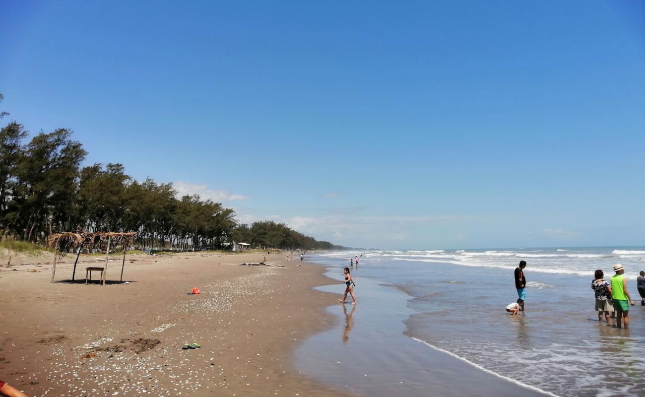 Photo de Playa Villamar avec sable beige de surface