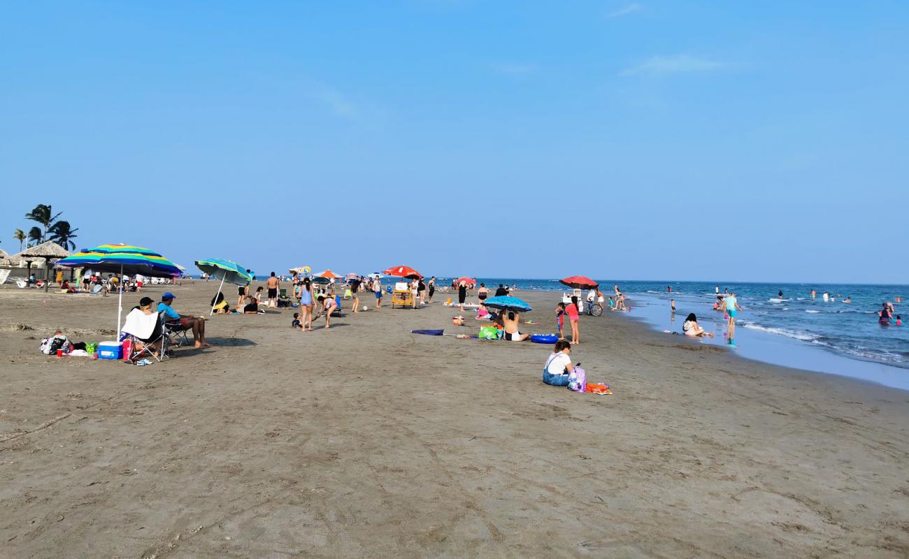 Photo de Playa Penacho del Indio avec sable beige de surface