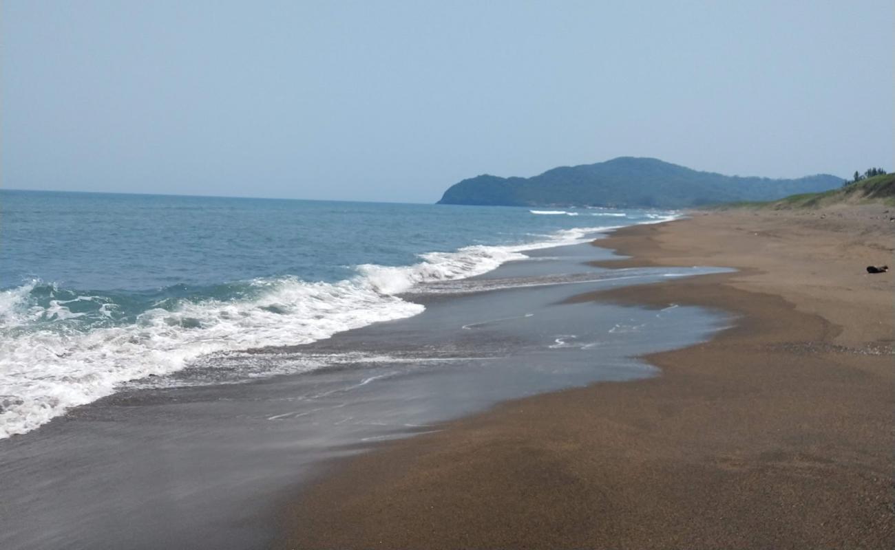 Photo de Playa Revolucion avec sable beige de surface