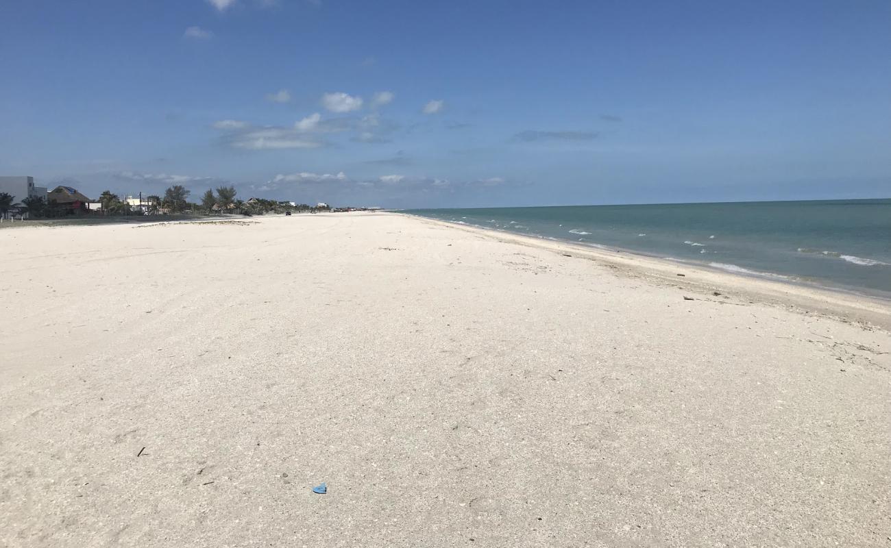 Photo de Palapa de Pemex avec sable lumineux de surface