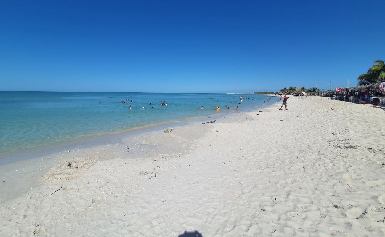 Photo de Playa Sabancuy avec sable beige de surface