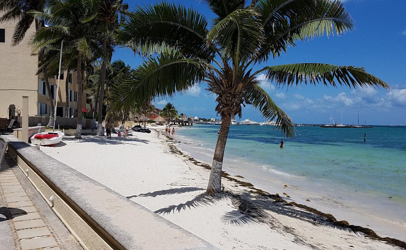 Photo de All Ritmo resort beach avec sable lumineux de surface