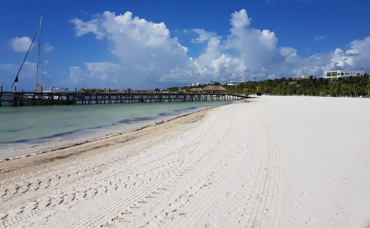 Photo de Playa Virgen avec sable beige de surface