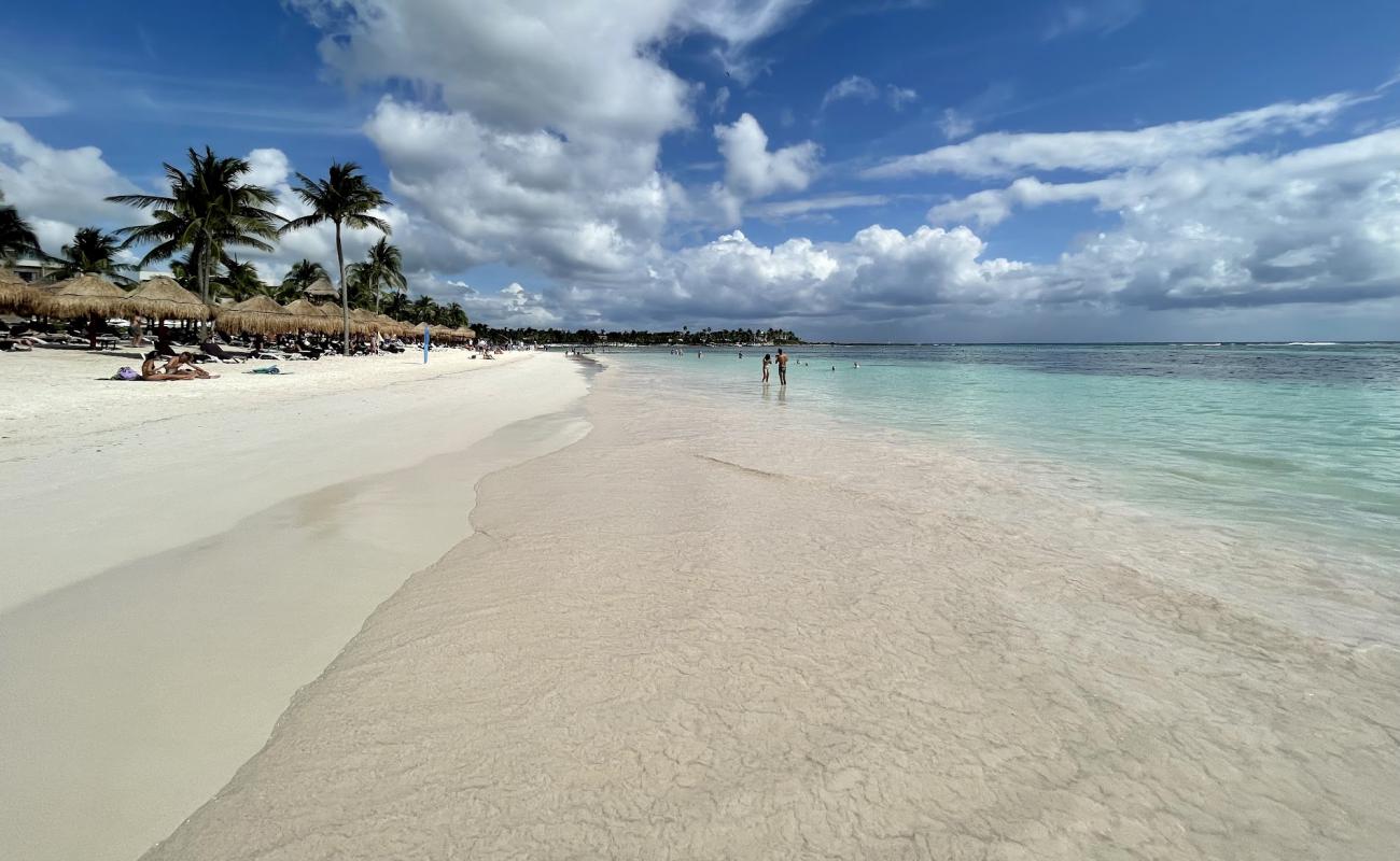 Photo de Akumal beach avec sable blanc de surface