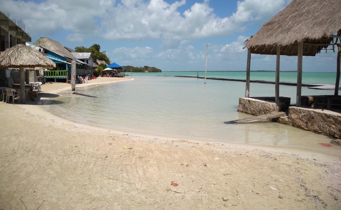 Photo de Ohtankah beach avec surface béton pavée de surface