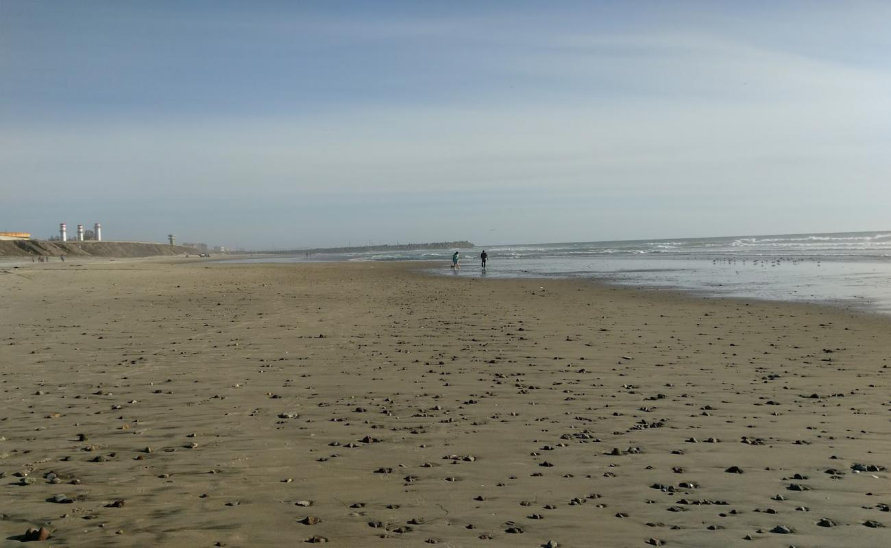 Photo de Playa Del Rosarito avec sable brun de surface