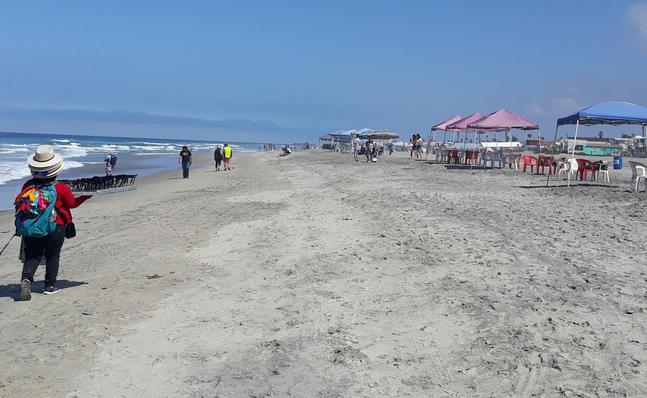 Photo de Playa De Rosarito avec sable brun de surface