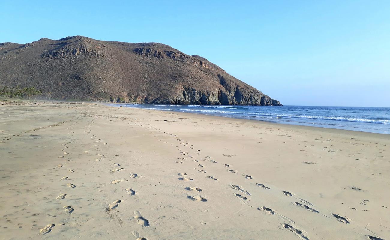 Photo de Playa Las Palmas avec sable fin et lumineux de surface