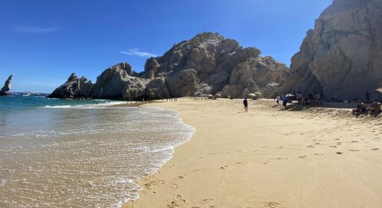 Playa de los Amantes