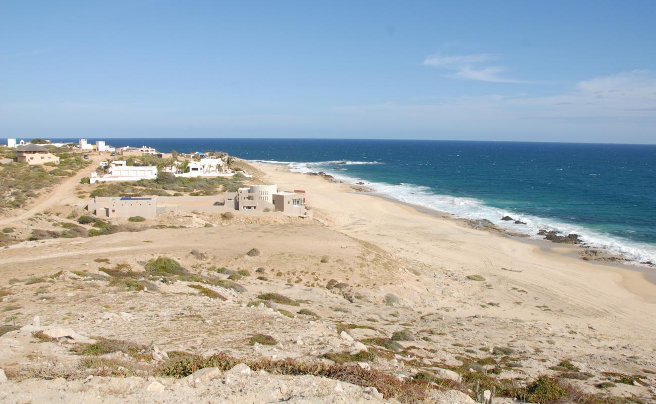 Photo de Playa Los Zacatitos avec sable beige fin de surface