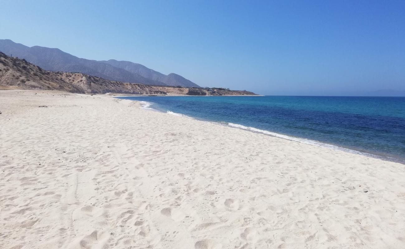 Photo de Playa Agua Caliente avec sable lumineux de surface