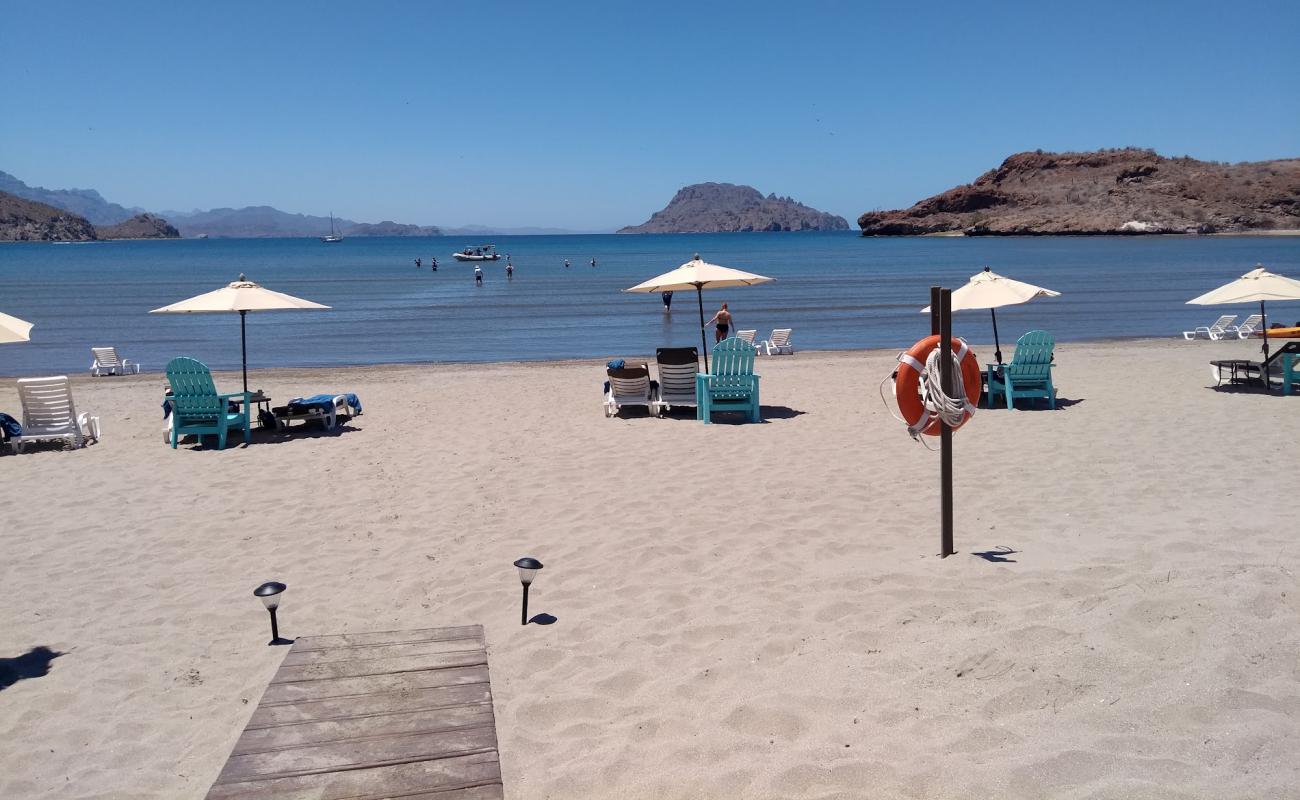 Photo de Playa Ensenada Blanca avec sable beige fin de surface