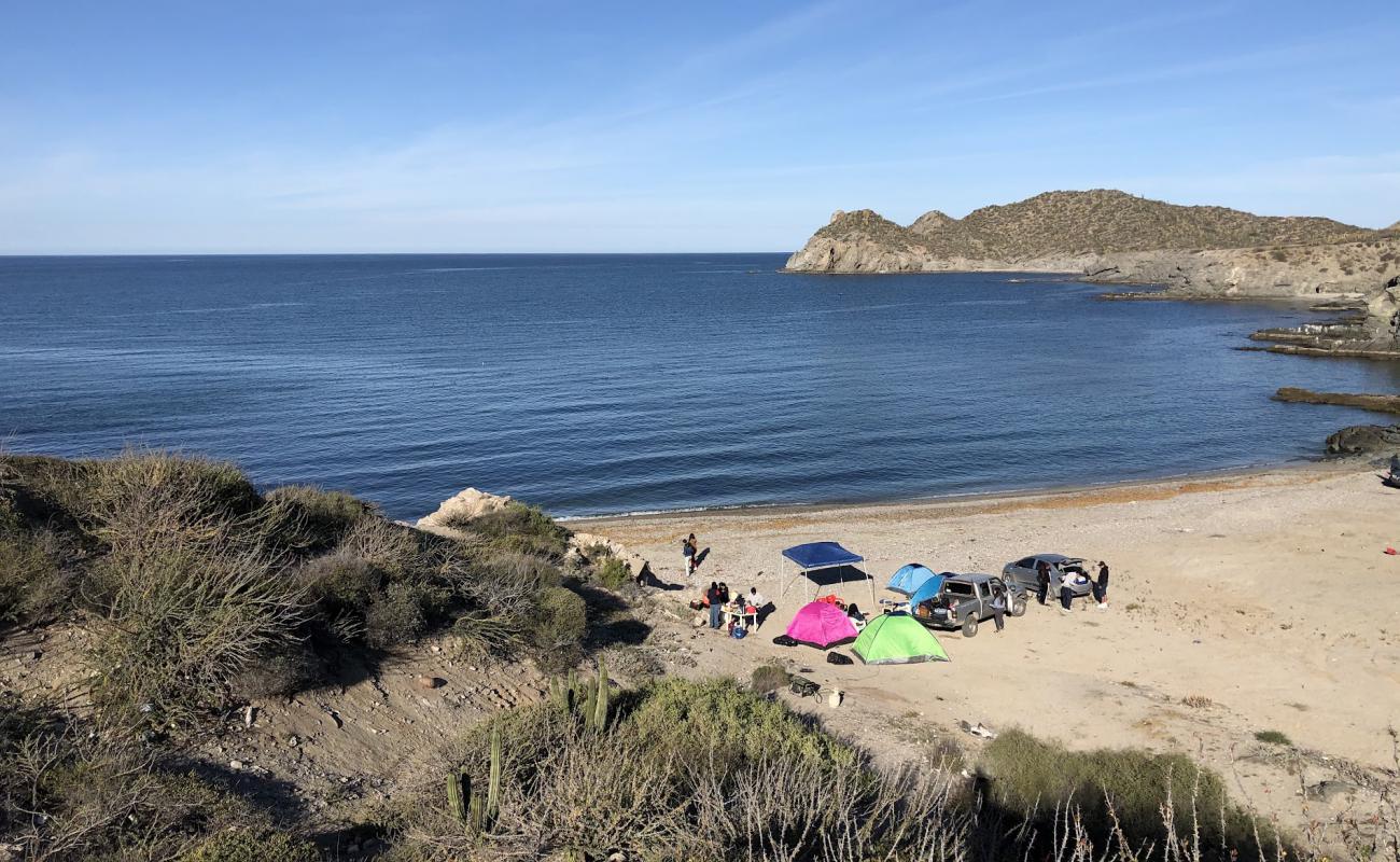 Photo de La brecha sonora beach avec sable gris & galets de surface