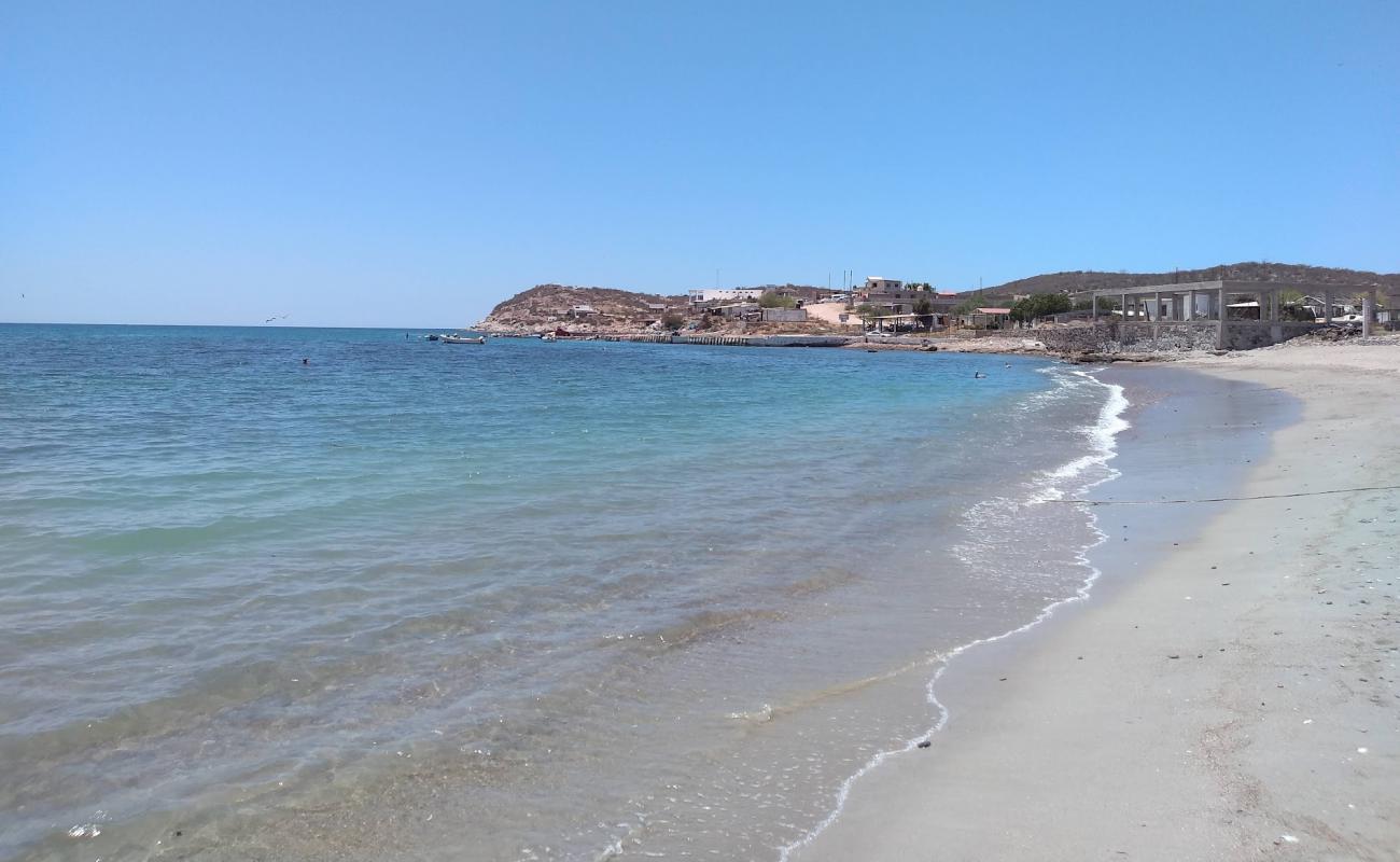 Photo de Mariscos beach avec sable lumineux de surface