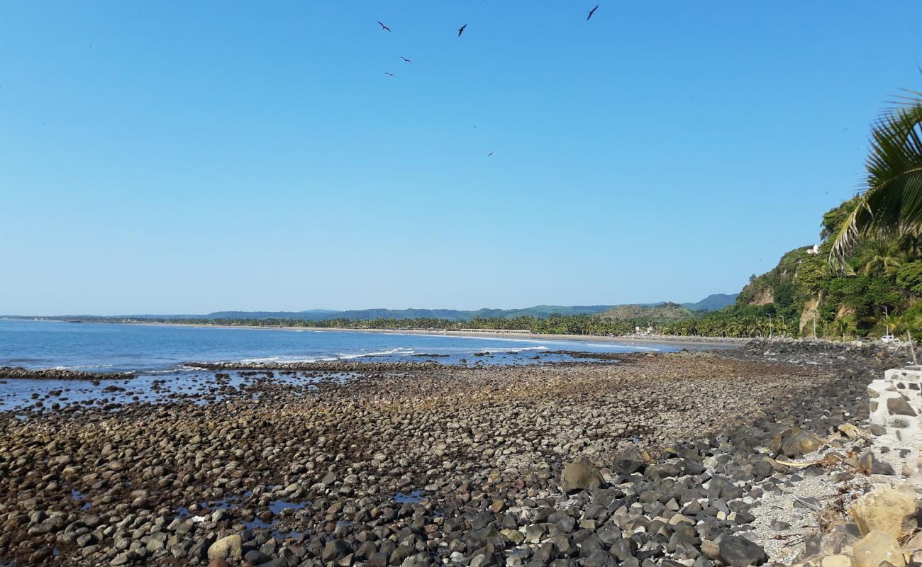 Photo de Playa Aticama avec terrain rocheux de surface