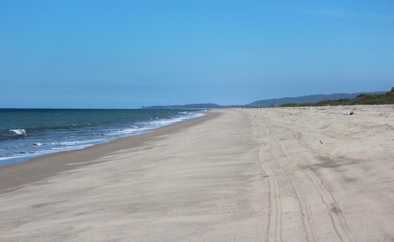 Photo de Chila beach II avec sable lumineux de surface