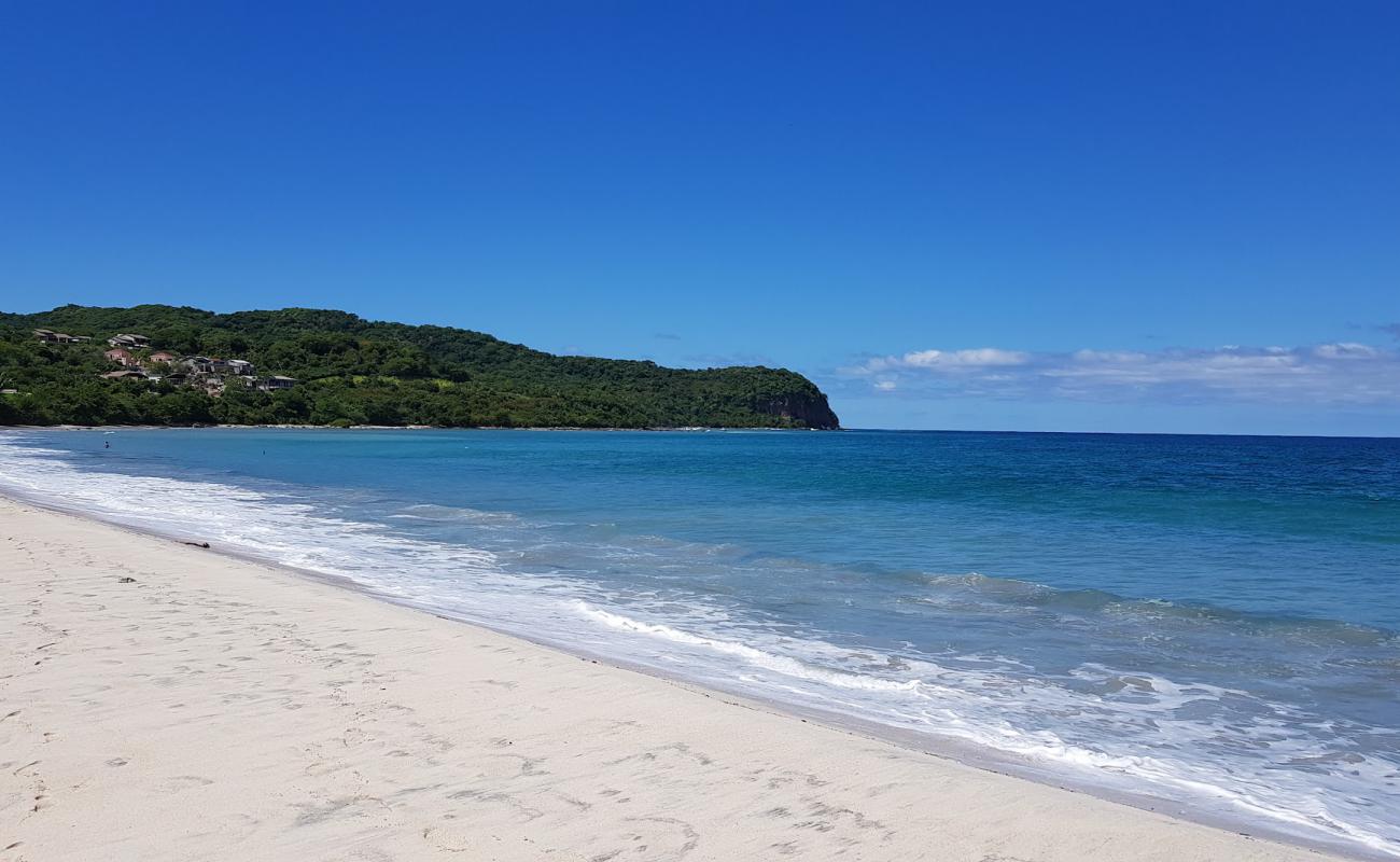 Photo de Careyeros beach avec sable lumineux de surface