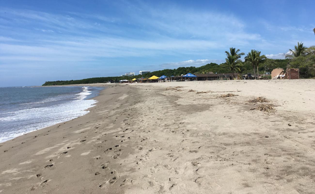 Photo de Ramada beach avec sable beige & galets de surface