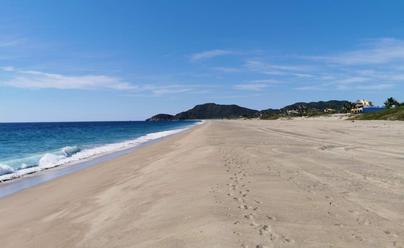 Photo de Playa el Coco II avec sable fin marron de surface