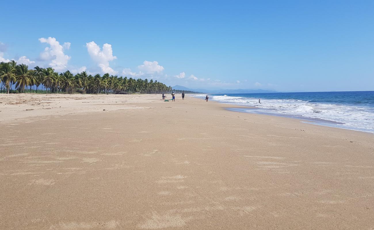 Photo de Playa Valentin avec sable lumineux de surface