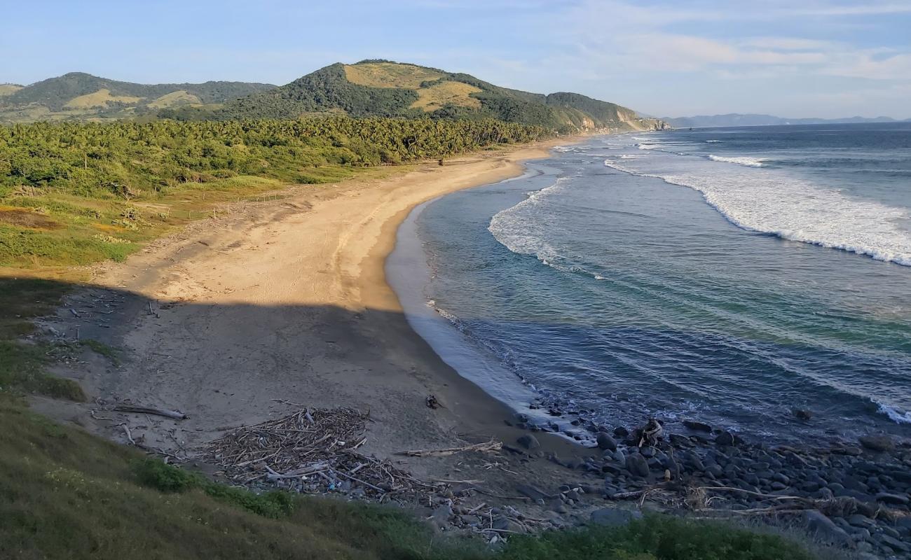 Photo de Playa el Calvario avec sable beige de surface