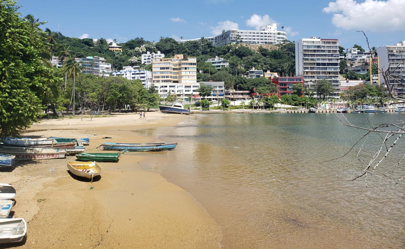 Photo de Playa Manzanillo avec sable fin et lumineux de surface