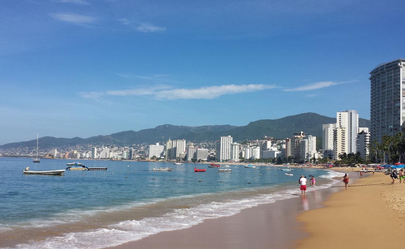 Photo de Playa Cici avec caillou fin clair de surface