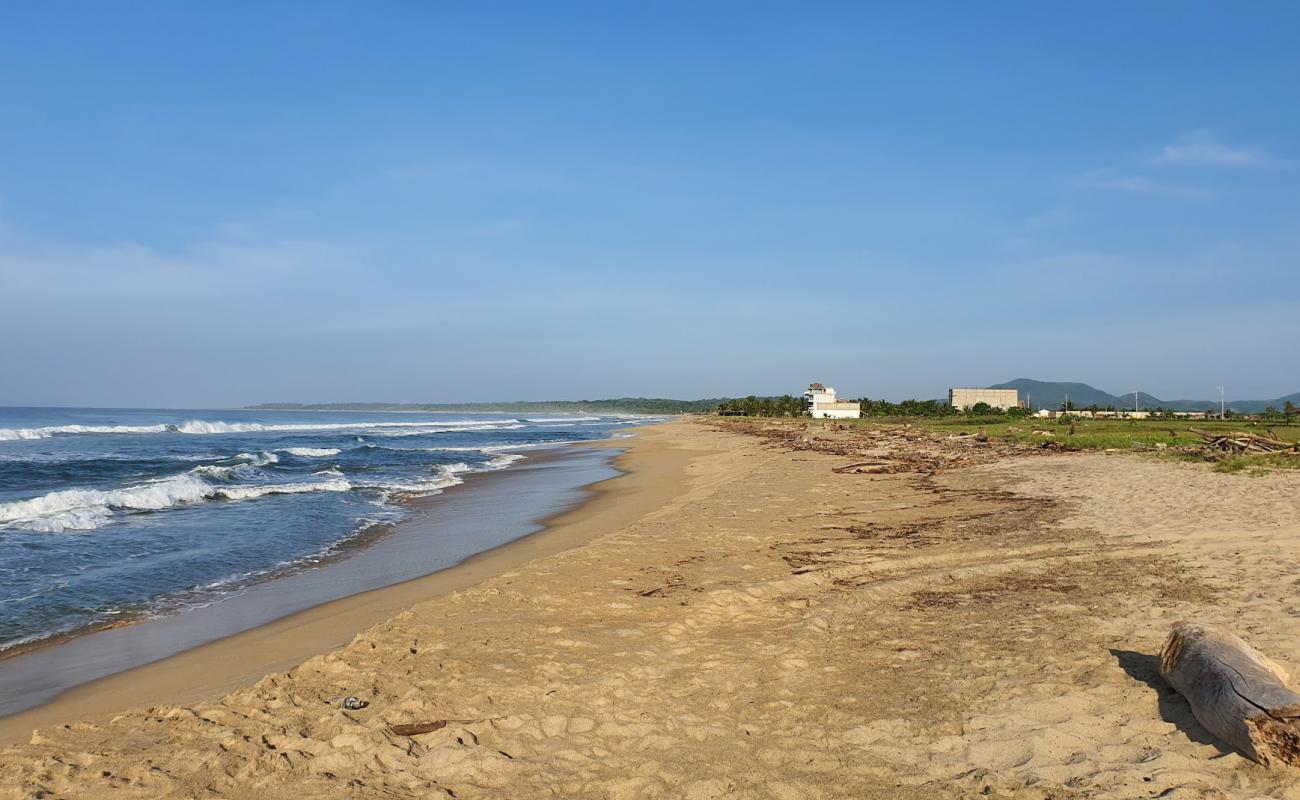 Photo de Playa Azul avec sable lumineux de surface