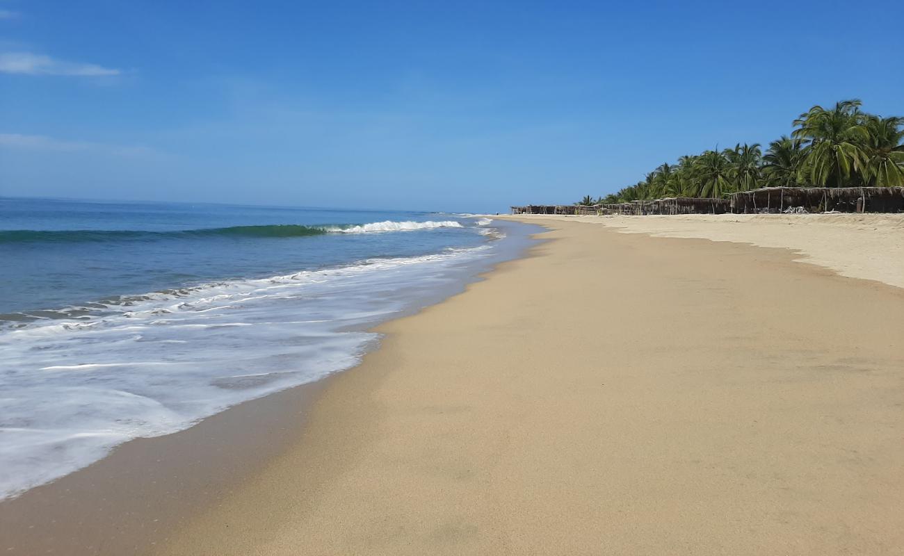 Photo de Playa La Bocana avec sable lumineux de surface