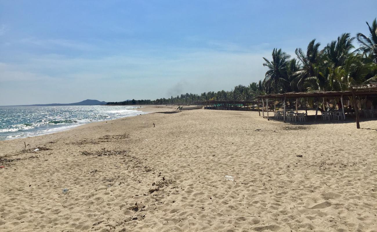 Photo de Palapa May avec sable lumineux de surface