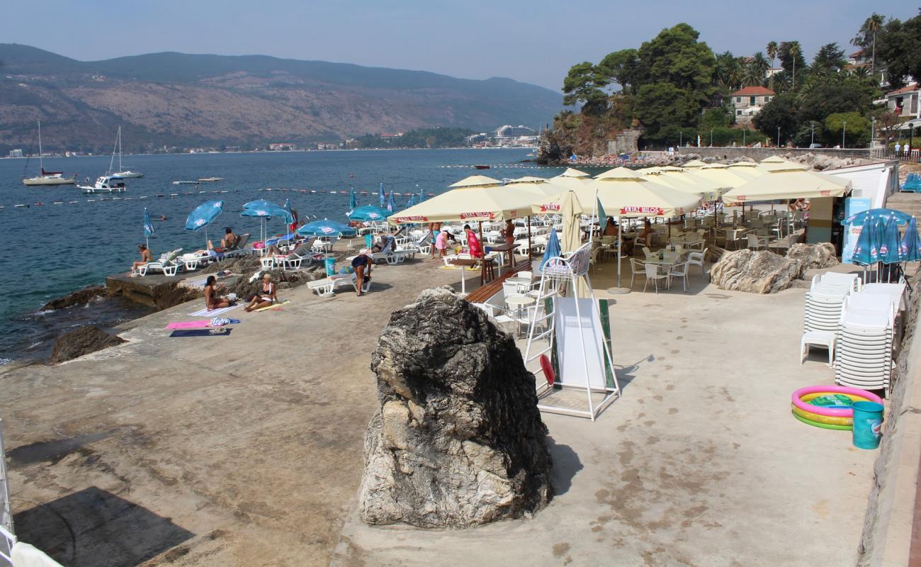 Photo de Zaba beach avec béton de surface