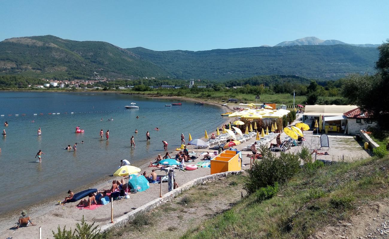 Photo de Kalardovo beach avec caillou fin clair de surface