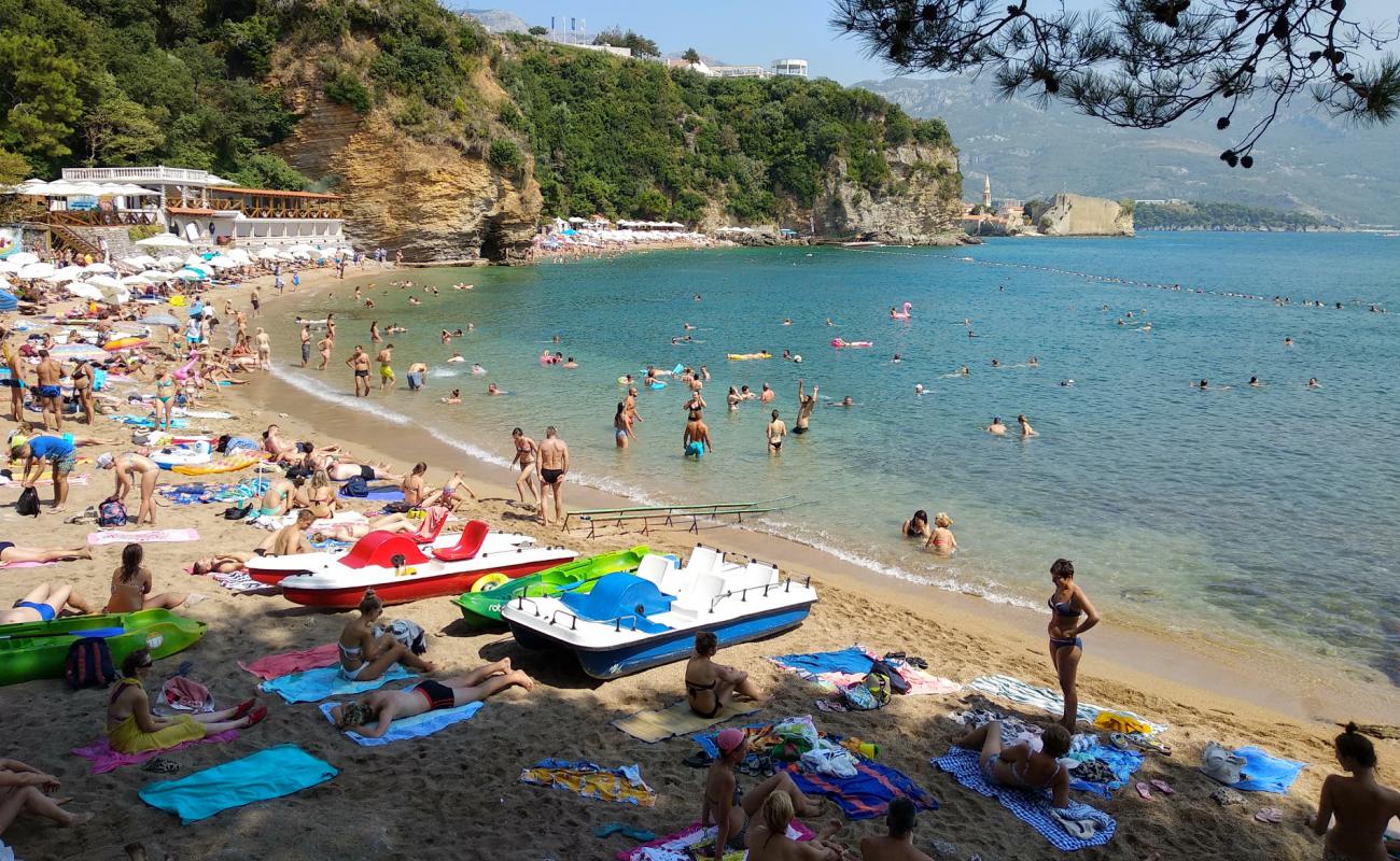 Photo de Plage de Mogren avec caillou fin clair de surface