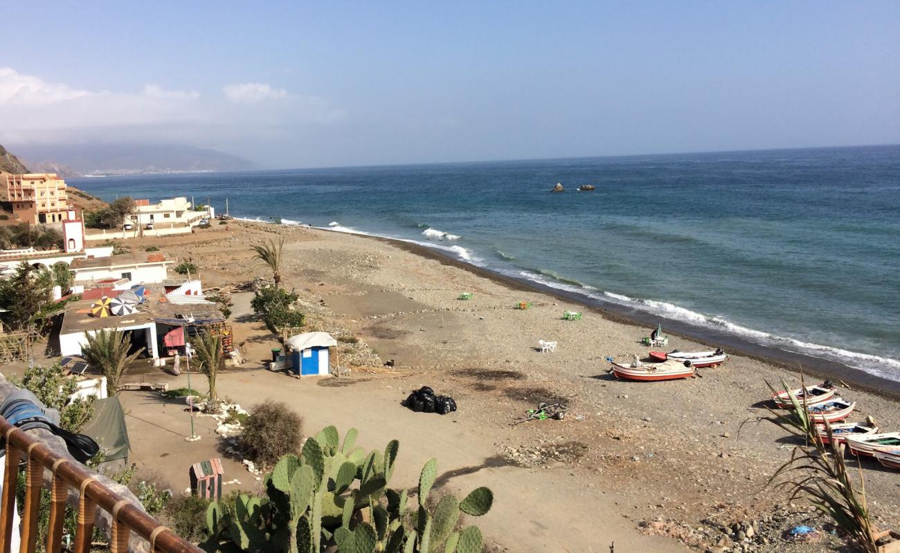 Photo de Plage Sidi Yahya Aarab avec galets gris de surface