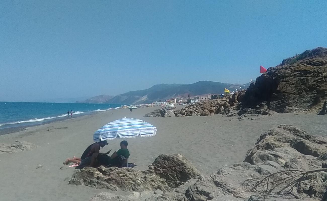 Photo de Stihat beach II avec sable gris de surface