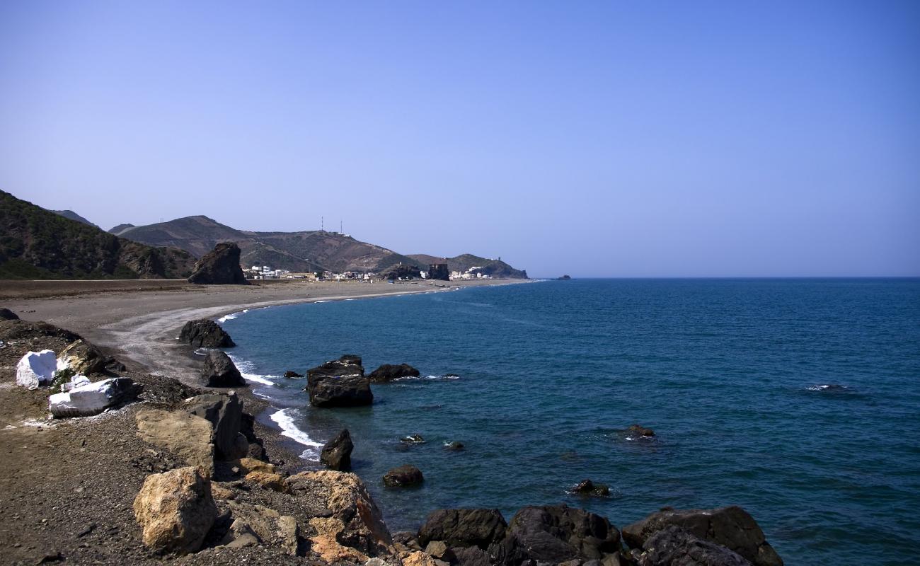 Photo de Marchata beach avec caillou fin gris de surface