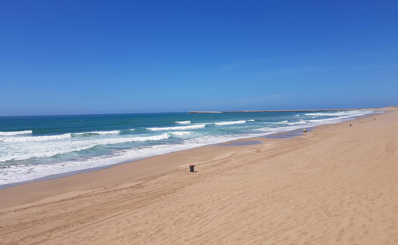 Photo de shaty mhdyt avec sable fin et lumineux de surface