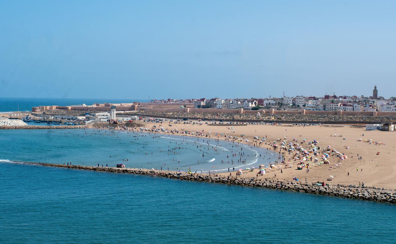 Photo de Sale Beach avec sable fin et lumineux de surface