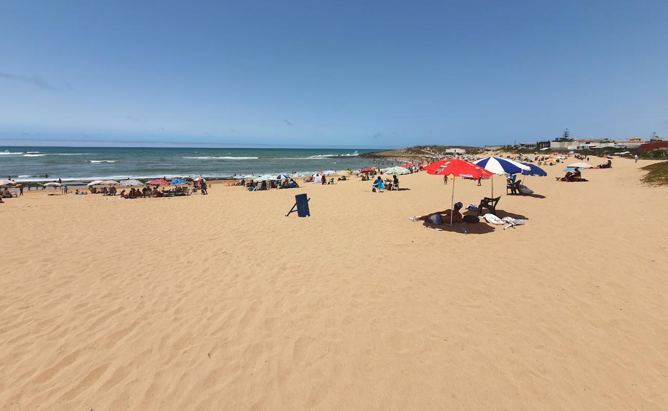 Photo de Plage des Contrebandiers avec sable lumineux de surface