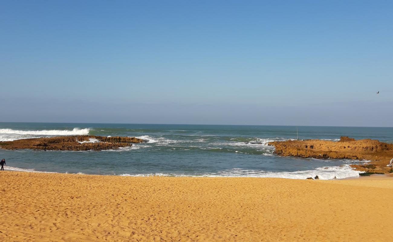Photo de La Grande Oualidia Beach avec sable beige fin de surface