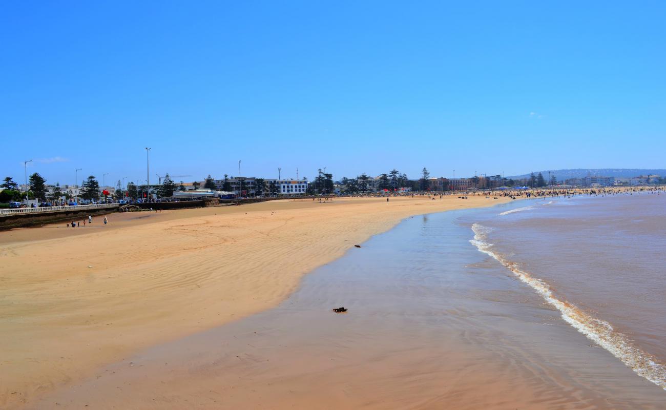 Photo de Plage Tagharte avec sable fin et lumineux de surface