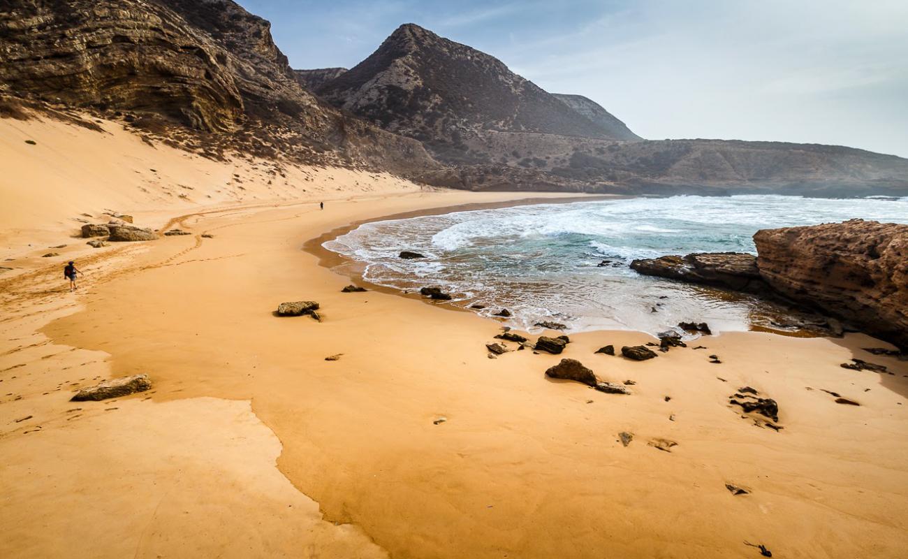 Photo de Plage avec sable fin et lumineux de surface