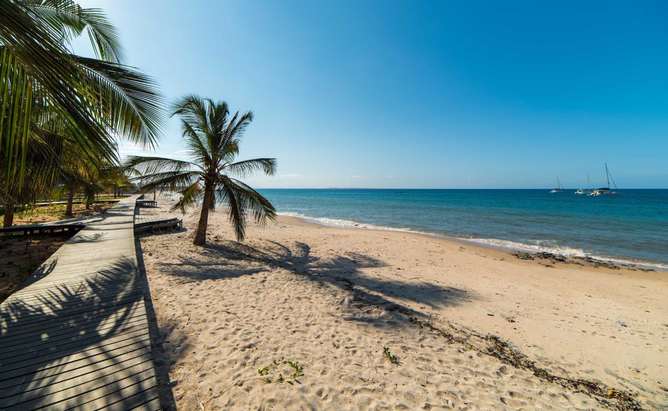 Photo de Wimbe Beach avec sable lumineux de surface