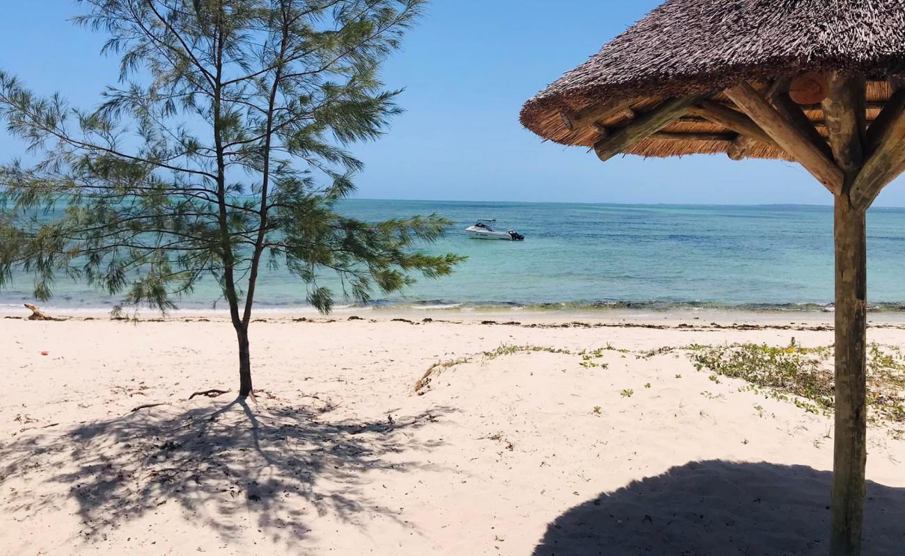 Photo de Matibane Resort Beach avec sable blanc de surface