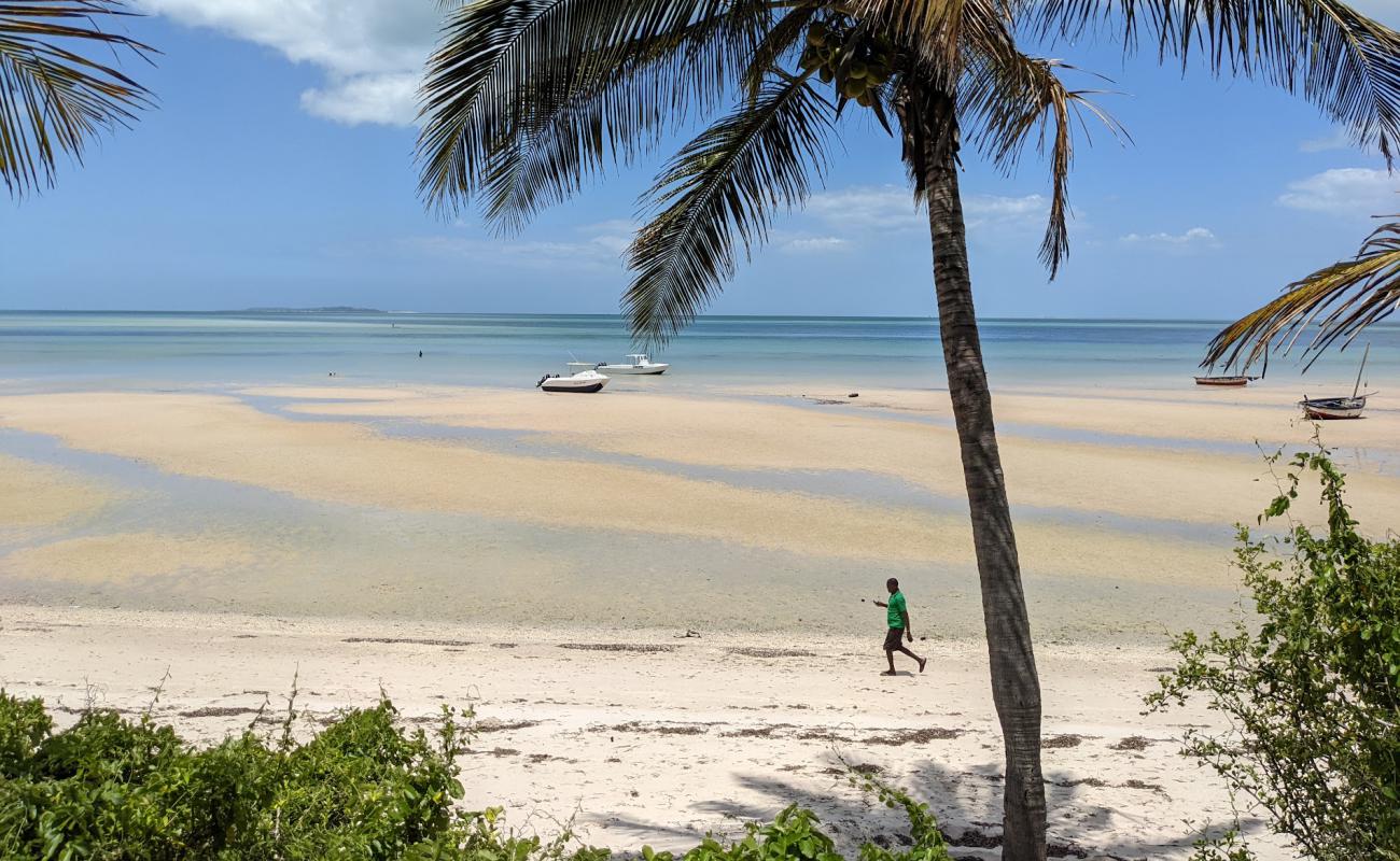 Photo de Vilankulos Beach II avec sable lumineux de surface