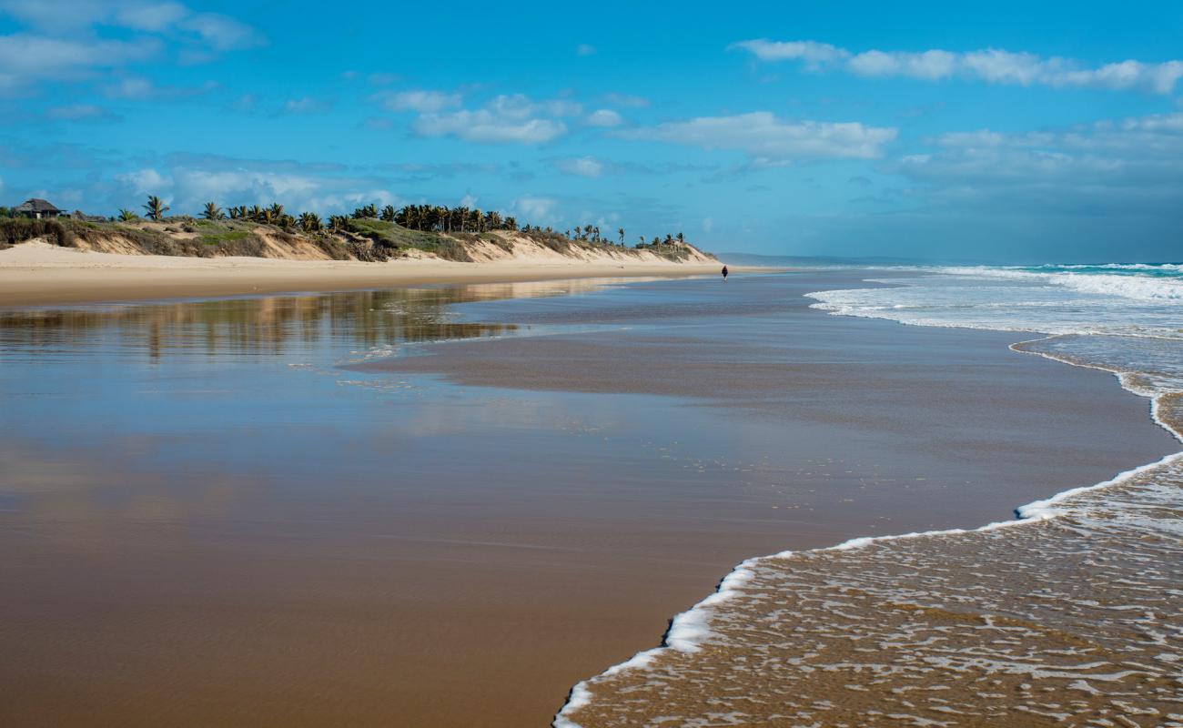 Photo de Travessia Beach avec sable beige de surface