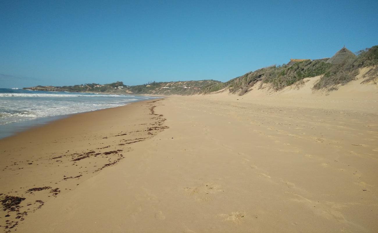 Photo de Tofinho Beach avec sable lumineux de surface